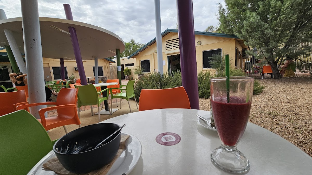 Banner Yaye's Cafe 03